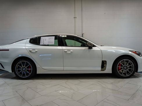 Used 2019 Kia Stinger GT2 image 42