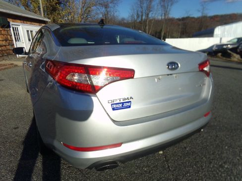 Used 2012 Kia Optima EX w/ Premium Pkg image 7