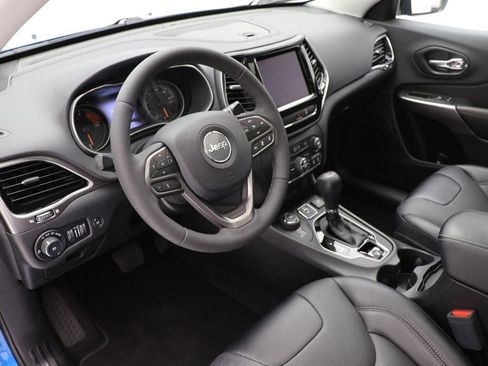 Used 2022 Jeep Cherokee Limited image 12