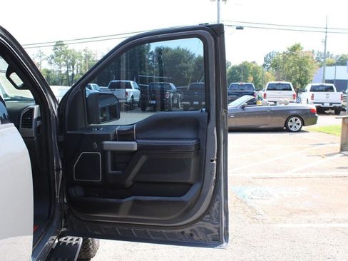 Used 2018 Ford F150 Raptor w/ Equipment Group 802A Luxury AWD/4WD image 30