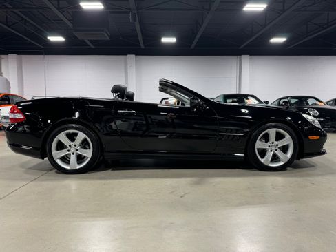 Used 2009 Mercedes-Benz SL 550 image 39