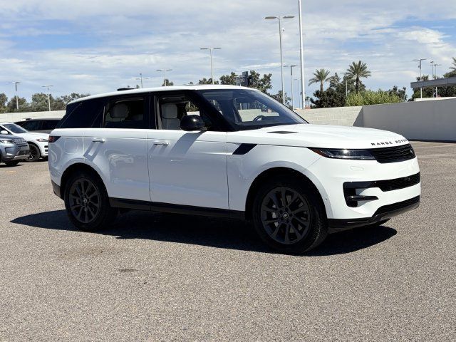 Used 2023 Land Rover Range Rover Sport SE AWD/4WD image 4