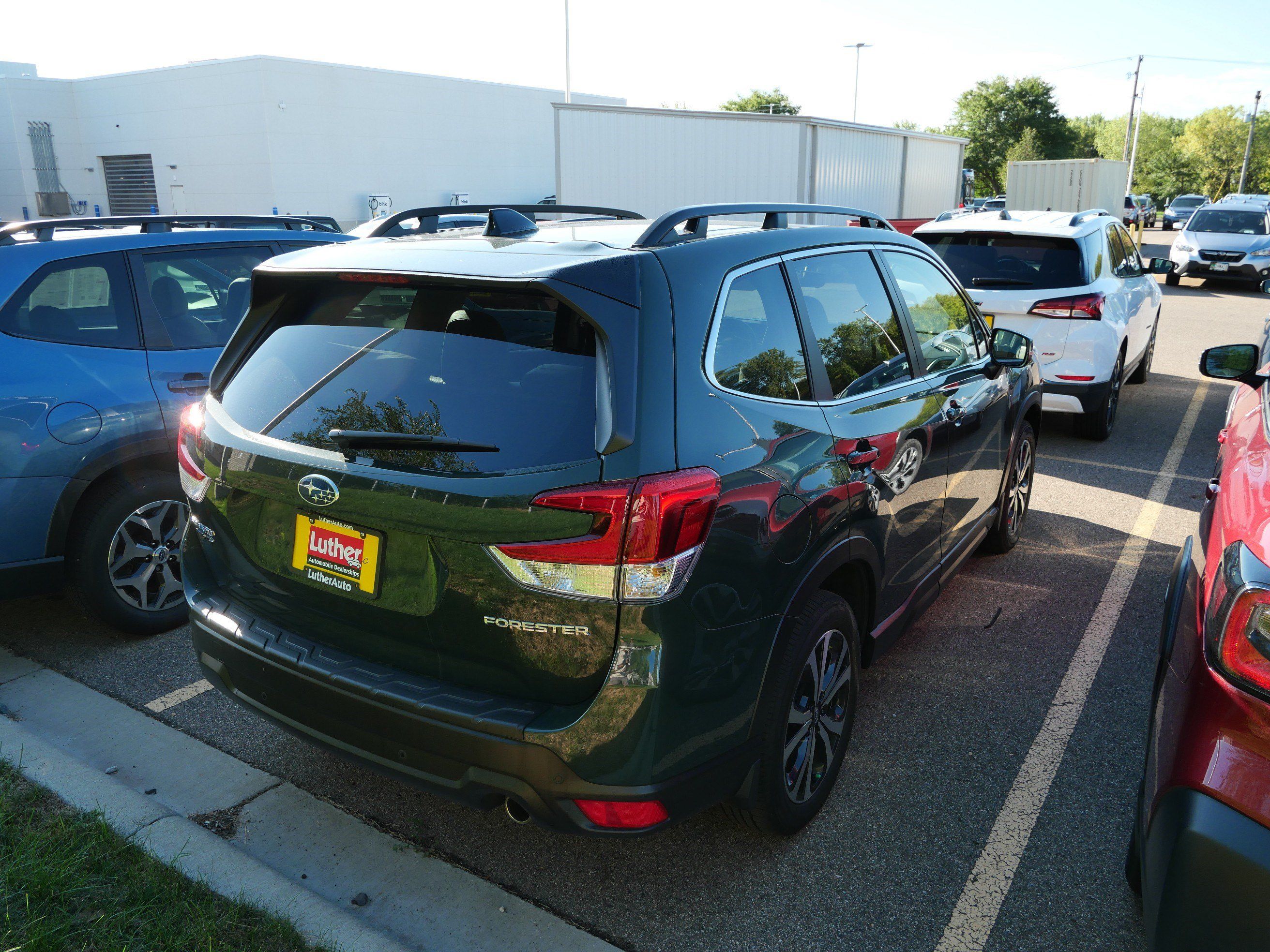 Used 2024 Subaru Forester Limited AWD/4WD image 7