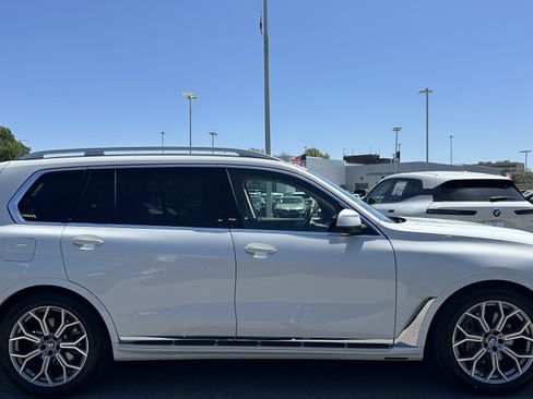 Certified 2026 BMW X7 xDrive40i AWD/4WD image 11