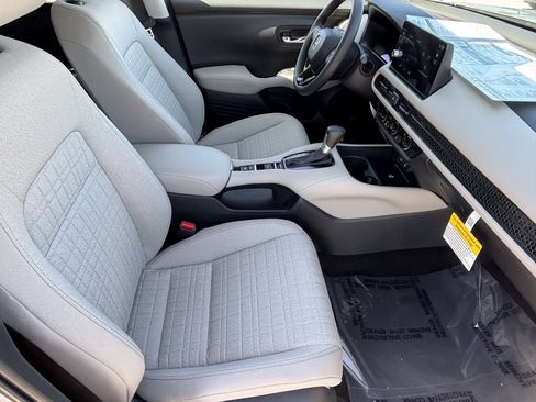 New 2027 Honda HR-V LX image 9
