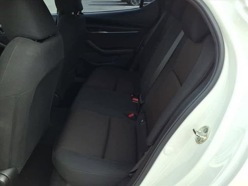 Used 2021 MAZDA MAZDA3 s image 26