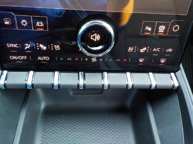 New 2027 GMC Terrain AT4 w/ Convenience Package III AWD/4WD image 37