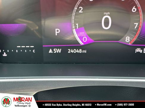 Certified 2024 Volkswagen Tiguan SE R-Line FWD image 24