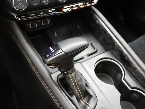 Used 2025 Dodge Durango R/T image 32