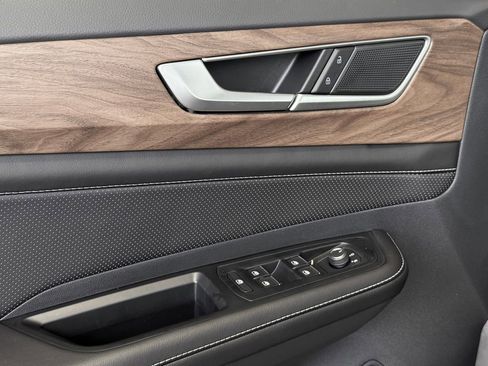 New 2026 Volkswagen Atlas SE FWD image 21