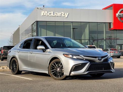 Used 2023 Toyota Camry XSE image 21