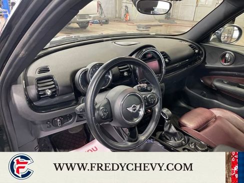 Used 2017 MINI Cooper Clubman S image 35