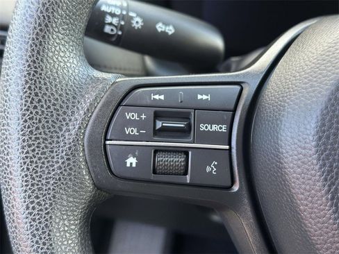 Certified 2023 Honda HR-V LX image 18
