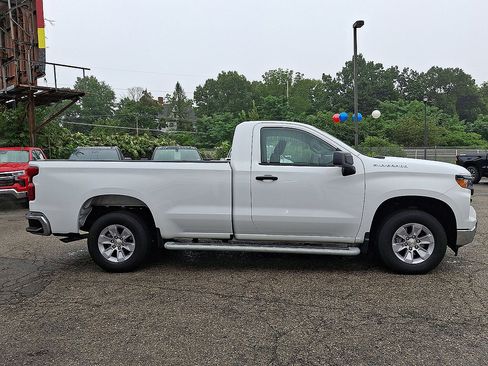 Certified 2025 Chevrolet Silverado 1500 W/T RWD image 24