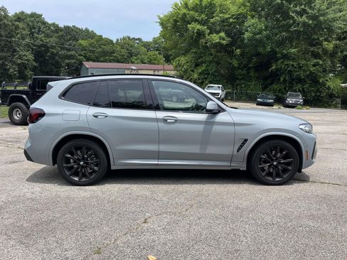 Used 2024 BMW X3 sDrive30i w/ Premium Package RWD image 2
