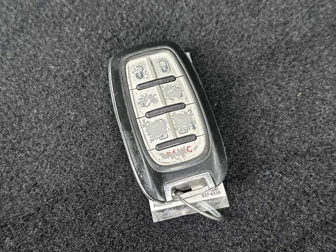 Used 2017 Chrysler Pacifica Touring-L FWD image 38
