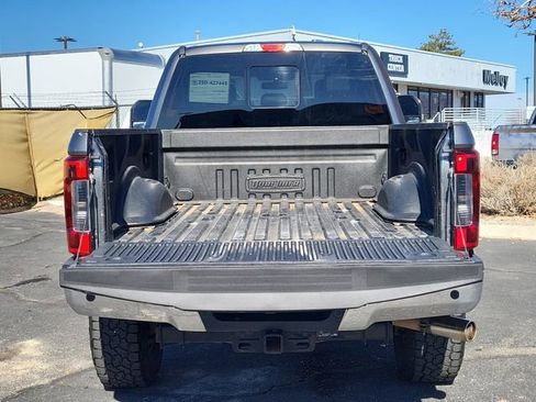 Used 2019 Ford F250 Lariat w/ Chrome Package image 28
