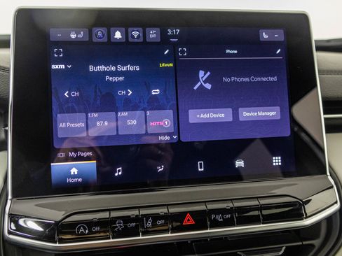 New 2026 Jeep Compass Limited image 25