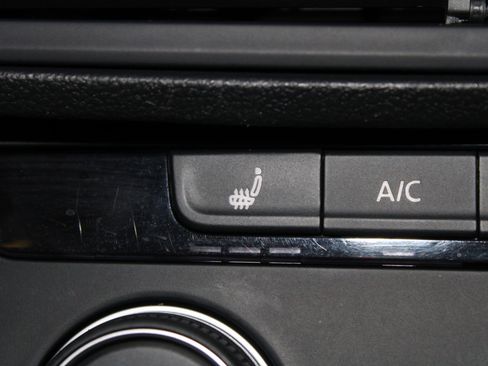 Used 2024 Volkswagen Jetta Sport FWD image 37