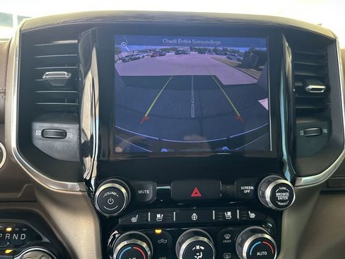 Used 2019 RAM 1500 Laramie image 27