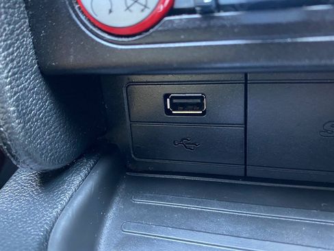 Used 2015 Ford Mustang GT Premium RWD image 40