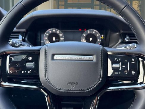 New 2026 Land Rover Range Rover Velar Dynamic SE AWD/4WD image 10