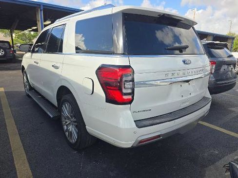 Used 2022 Ford Expedition Platinum image 6