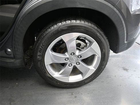 Certified 2021 Honda HR-V LX image 16