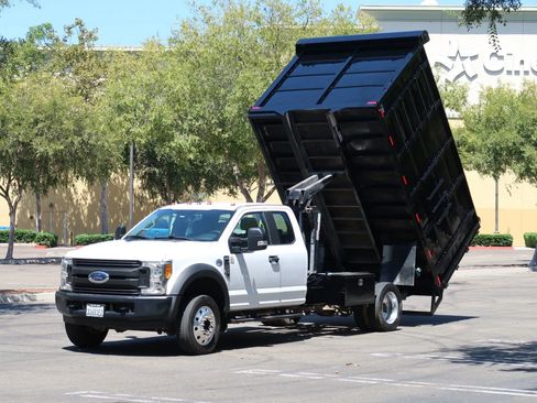 Used 2017 Ford F550 2WD SuperCab Super Duty image 5