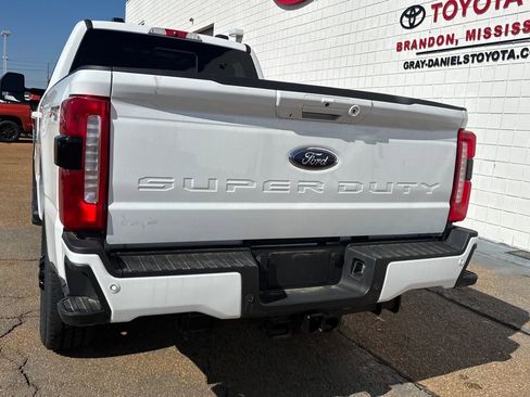Used 2024 Ford F250 Lariat w/ Lariat Ultimate Package image 28