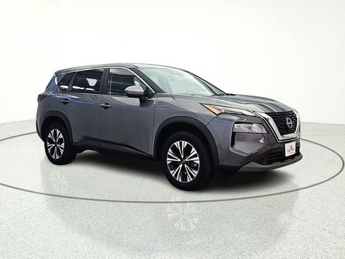 Used 2023 Nissan Rogue SV image 8