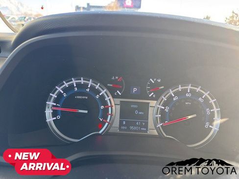 Used 2019 Toyota 4Runner SR5 Premium image 20