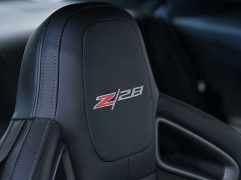 Used 2015 Chevrolet Camaro Z/28 RWD image 39