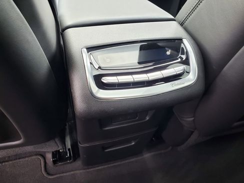 Certified 2024 Cadillac XT6 Sport w/ Platinum Package image 47