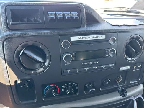 Used 2011 Ford E-350 and Econoline 350 Super Duty w/ PWR Group image 23