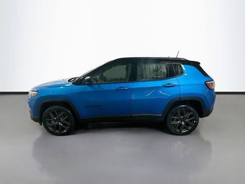New 2026 Jeep Compass Limited image 9