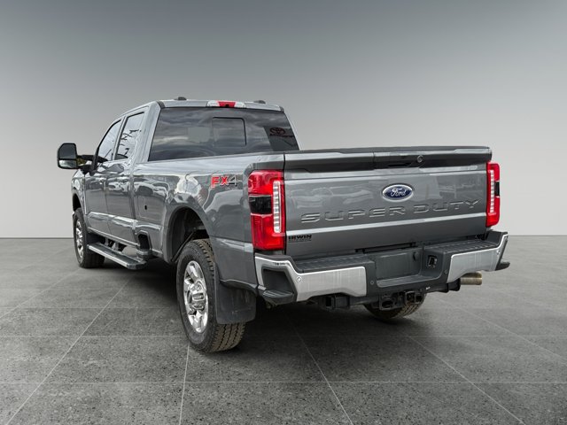 Used 2025 Ford F250 Lariat w/ Chrome Package AWD/4WD image 3