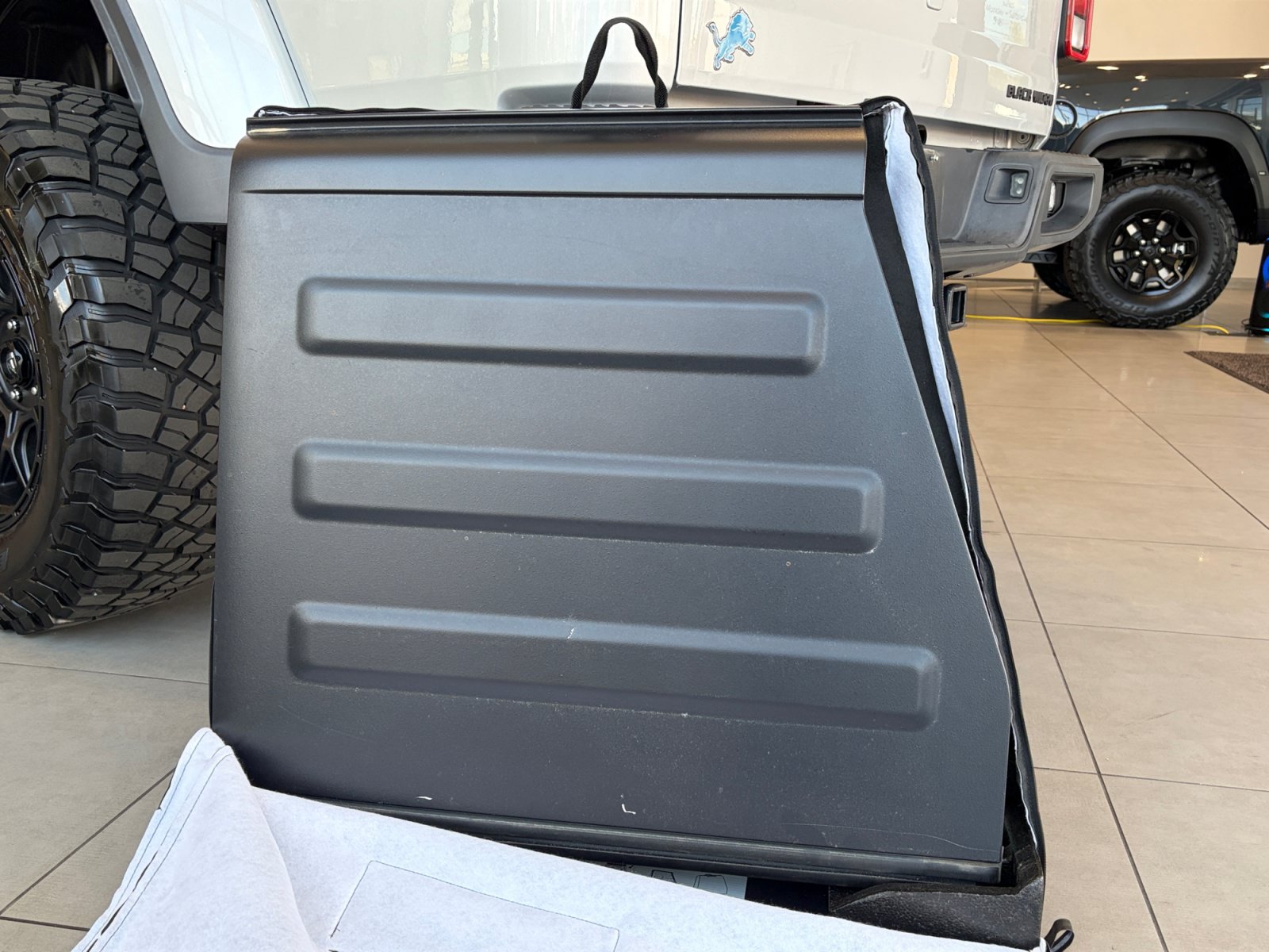 Used 2022 Jeep Gladiator Sport AWD/4WD image 28