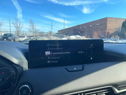 Used 2025 MAZDA CX-70 3.3 Turbo w/ Preferred Package image 21