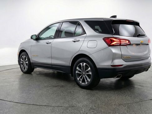 Used 2025 Chevrolet Equinox LT image 6