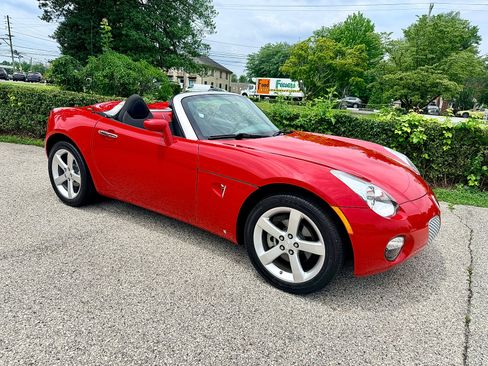 Used 2008 Pontiac Solstice Convertible w/ Preferred Package RWD image 35
