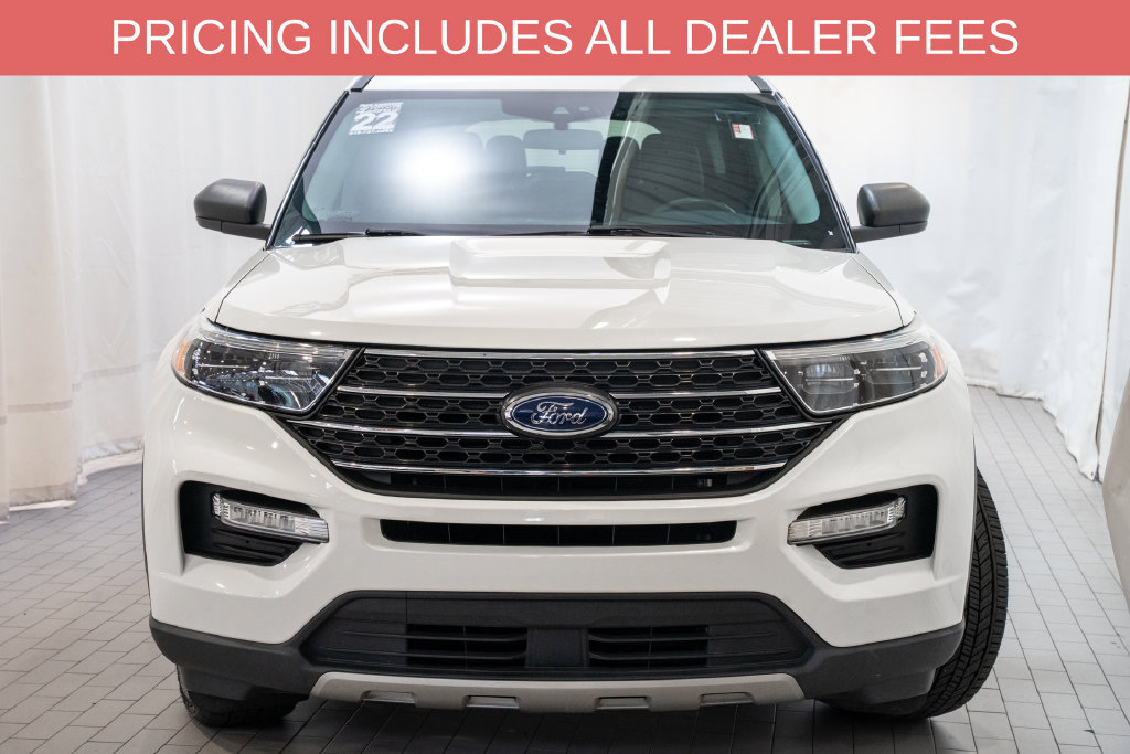 Used 2022 Ford Explorer XLT w/ Equipment Group 202A RWD image 2