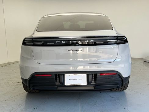 New 2026 Porsche Macan 4 Electric AWD/4WD image 21