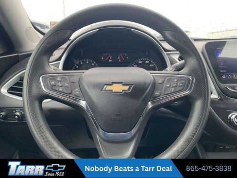 Used 2024 Chevrolet Malibu LT FWD image 11