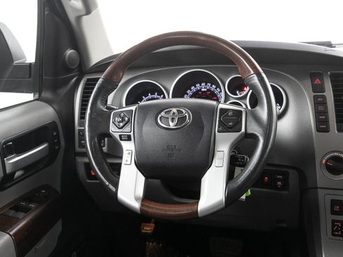 Used 2016 Toyota Sequoia Platinum AWD/4WD image 22