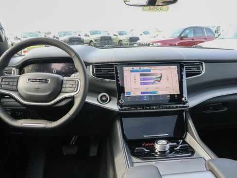 New 2026 Jeep Grand Wagoneer Limited AWD/4WD image 20