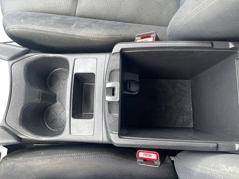 Used 2016 Nissan Rogue S AWD/4WD image 31