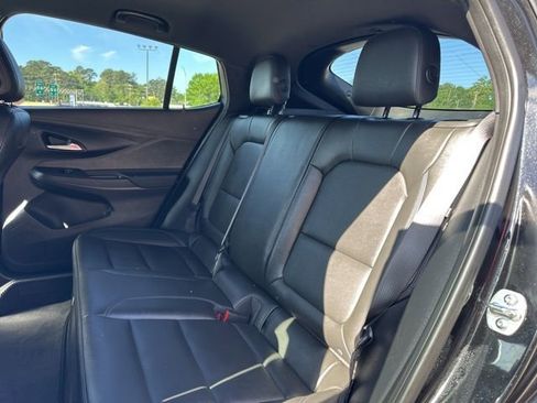 Used 2025 Buick Envista Sport Touring FWD image 28