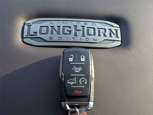 New 2026 RAM 1500 Limited image 30