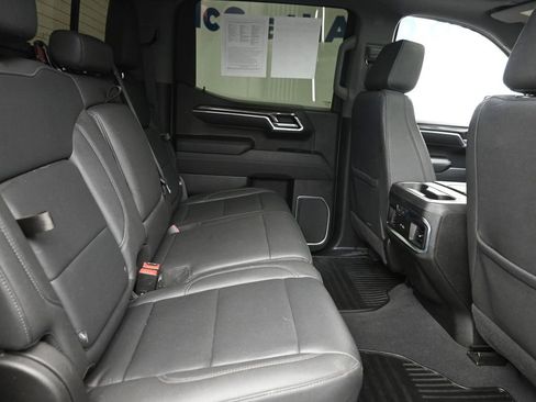 Used 2023 Chevrolet Silverado 1500 LTZ w/ LTZ Convenience Package II AWD/4WD image 8